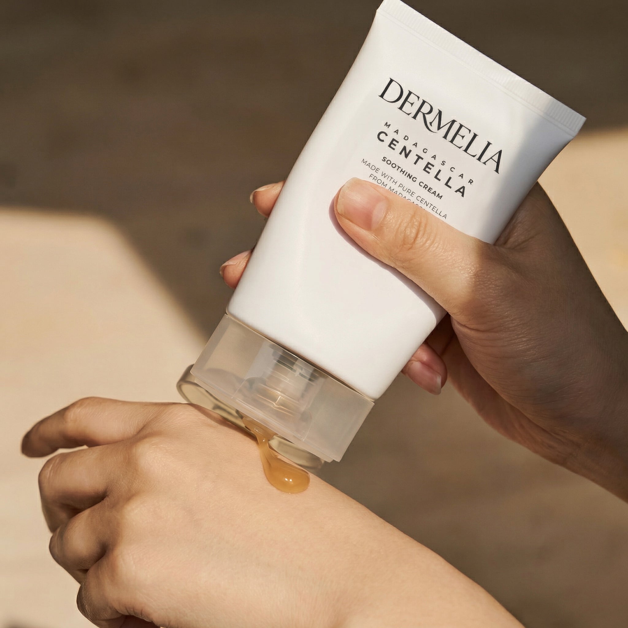 DERMELIA™ Hydra - La crema idratante che prepara la pelle a rigenerarsi.