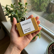 DERMELIA™ Cleanse - Detergente solido riequilibrante alla Curcuma